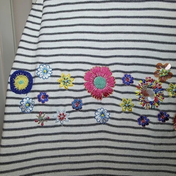 Talbots Floral Row Crewneck Stripes Embroidered Floral Sweater Women’s M Artsy - Picture 9 of 14